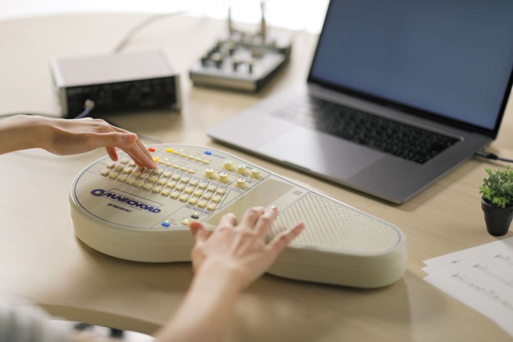 Suzuki's Omnichord to be re-released in 2024